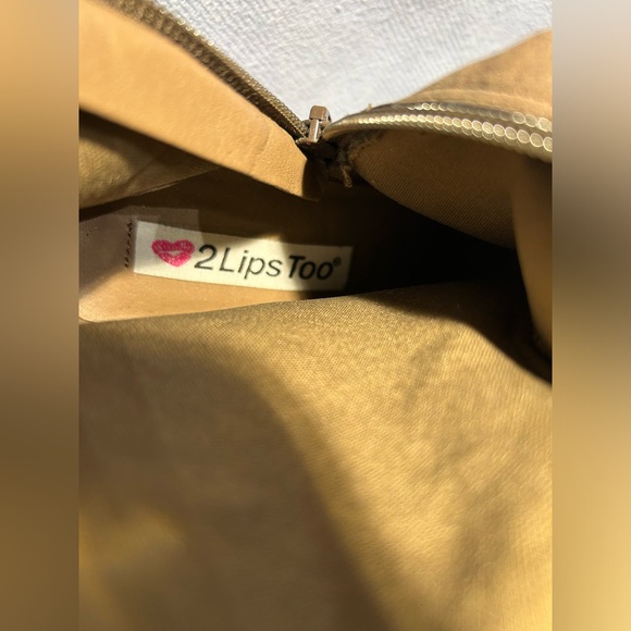 2 Lips Too Leather Boots with Adjustable Buckles - Picture 6 of 7